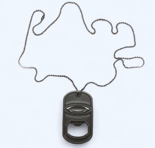 Apribottiglie con etichetta
