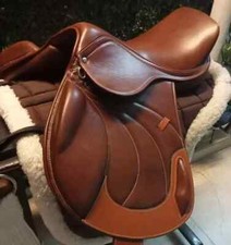 Sella per cavalli in pelle