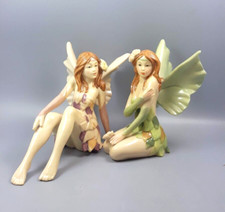 lotto 2 fatine porcellana modelli diversi