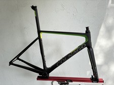 Colnago C64 DISC Aero Road