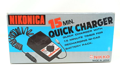 Nikonica quick charger