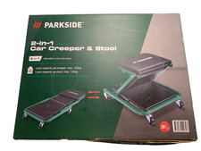 Sgabello e rampicante per auto