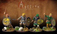 SAGA -1/2 punto Welsh, 4 miniature Warlord Games 28mm in plastica + lancia