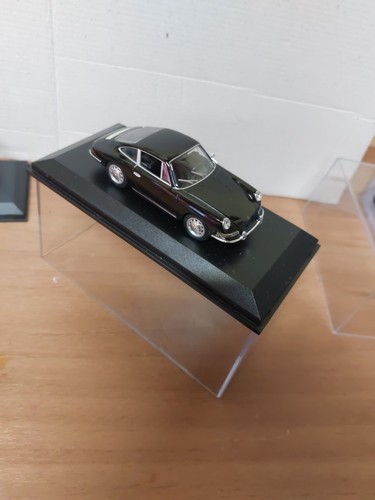Porsche 912 con - con, vetrina