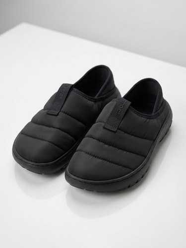 Crocs classic puff moc nero - crocs,
