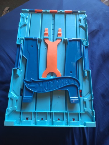 Hot wheels track - wheels,