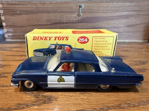 Meccano dinky ford fairlane - meccano,
