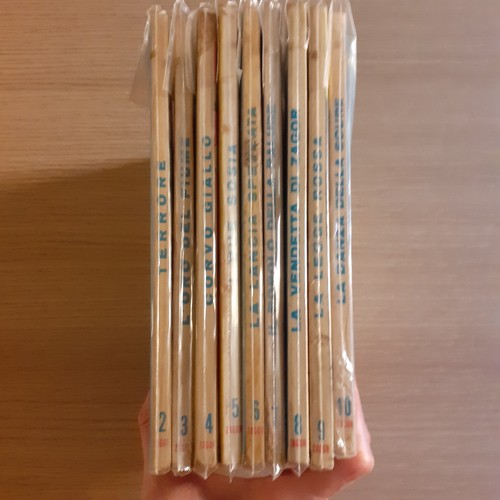 Lotto zagor scritta rossa - scritta,