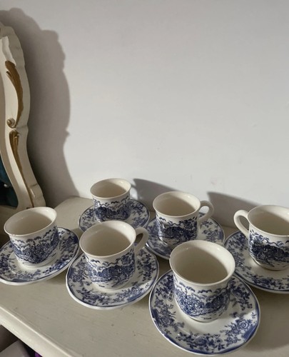 Set tazzine 6 piattini - e,