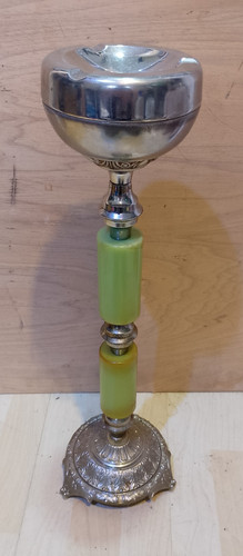 Vintage free standing - vintage,