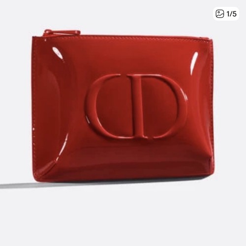 Nuova pochette pochette