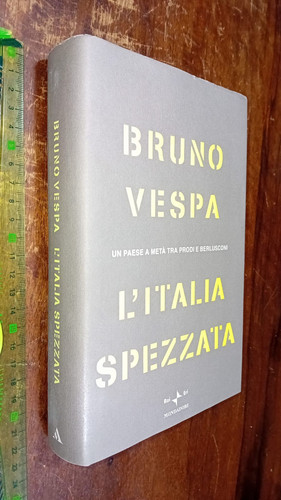 Libro italia spezzata un - l', spezzata.