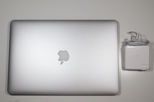 Apple MacBook Pro 15.4" (256GB