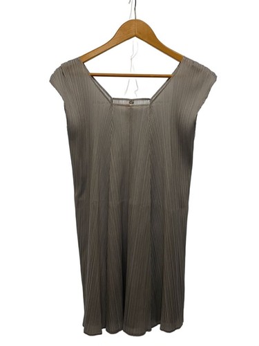 Pleats please issey miyake - issey,