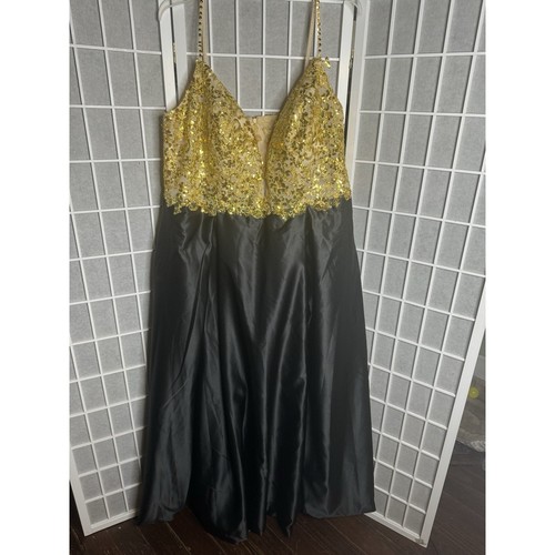 Maxi abito primaverile nero