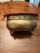 Cache Pot in rame sbalzato liberty antico portavasi fioriera portafiori vintage