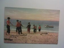 PESCATORI CHE TIRANO UNA BARCA A RIVA  ED. BRUNNER