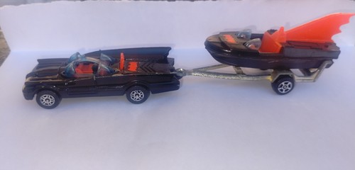 Batmobile corgi glastron bat - batmobile,