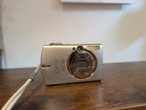 Canon ixus 750 - 750, fotocamera