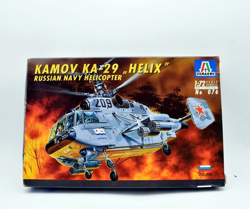 Modellino model kit montaggio