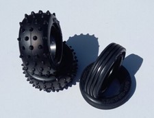 Pneumatici anteriori