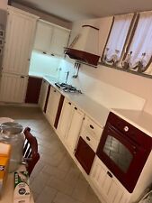 Cucina pari al Nuovo completa di elettrodomestici 