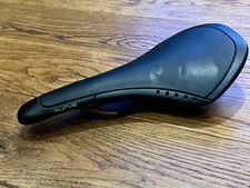 Sella camaleonte curva Fizik