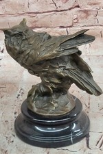 Scultura A Cera Persa Di Gufo