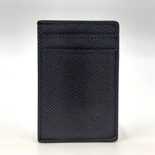 Louis vuitton taiga porte - louis,