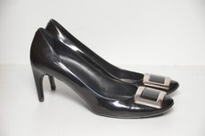 Décolleté a stiletto nere