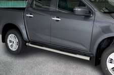 Pedane laterali acciaio inox lucido 70mm Isuzu D-Max doppia cabina dal 2020
