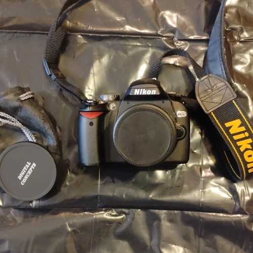 Nikon d60 mp 50 mm - 50,