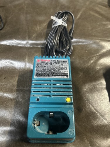 Oem makita fast - fast, charger