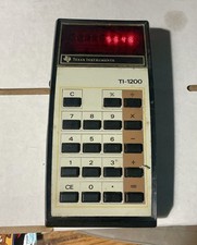 Calcolatrice TEXAS INSTRUMENTS