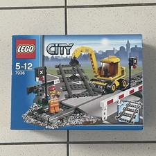 Lego 7936 Passaggio a livello NUOVO IMBALLO ORIGINALE Level Crossing Train treno ferrovia escavatore 2 vie