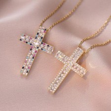 Collana con ciondolo croce