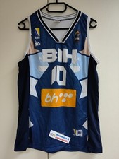 Tamara Kapor #10 Basketball