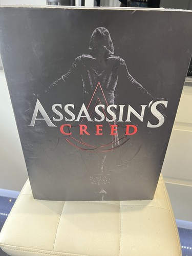 Statua assassins creed movie - assassins,