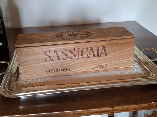 Vino sassicaia tenuta san - vino,