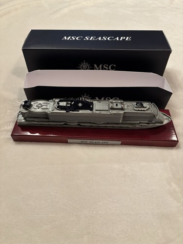 Modellino nave metallo - in,