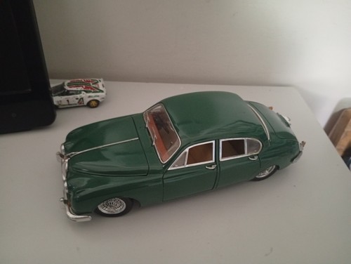 Jaguar 18 maisto - jaguar, 1/18