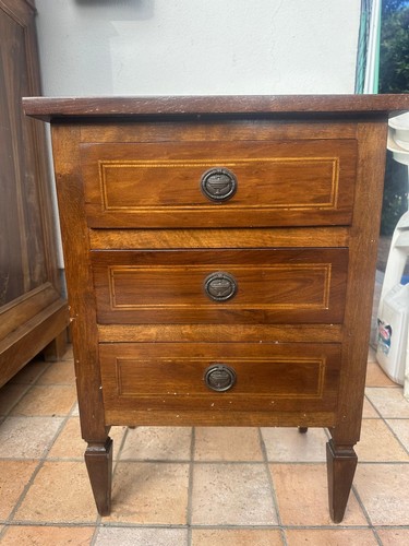 Coppia comodini antichi in - di,