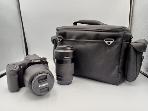 Kit fotocamera reflex digitale