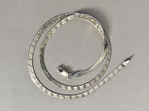 Girocollo vintage argento