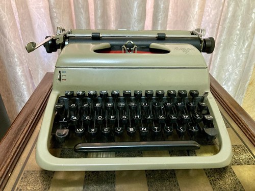 Macchina scrivere olivetti - macchina, da