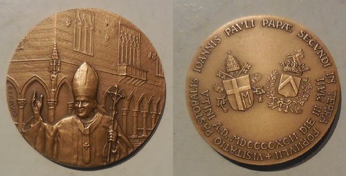 Vaticano medaglia visita papa
