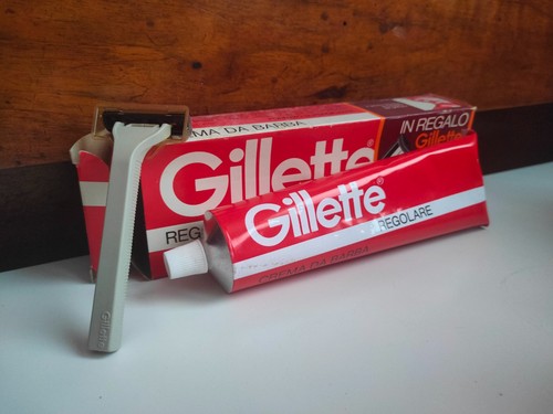 Gillette crema barba regolare - barba,