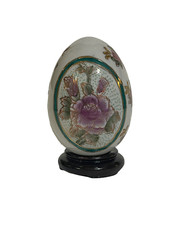 Uovo in ceramica vintage