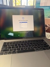 Macbook Pro 2018 15" 2.4Ghz