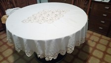 Tovaglia Da Tavola Rotonda In Uncinetto e misto lino
